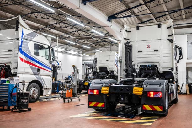  Towing vehicles helps to remove damaged or abandoned vehicles quickly and easily